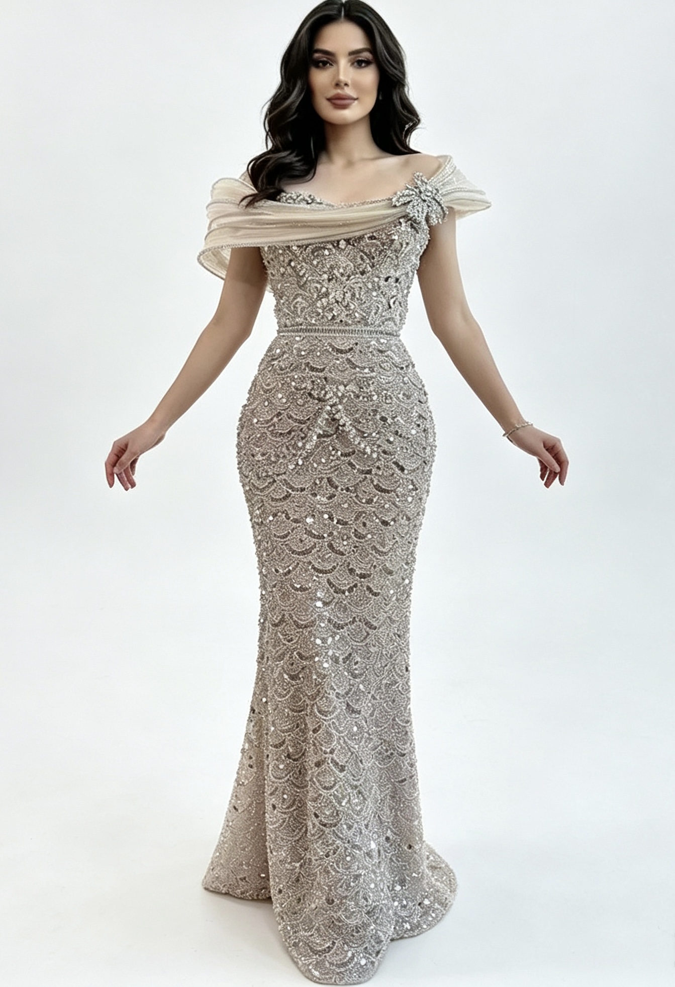 Luxurious beaded evening dress?format=webp